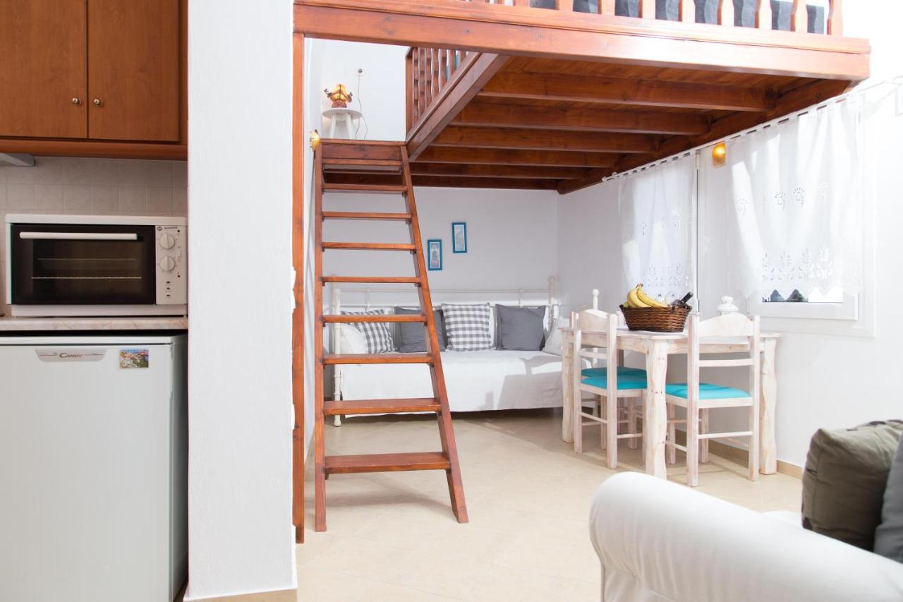 Aelia Suites Akrotírion Exteriör bild