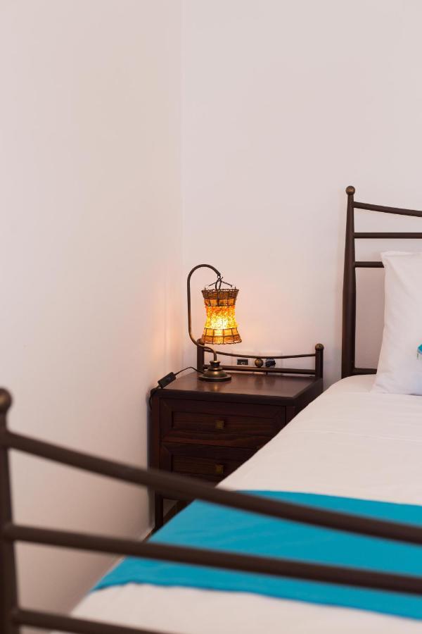 Aelia Suites Akrotírion Exteriör bild