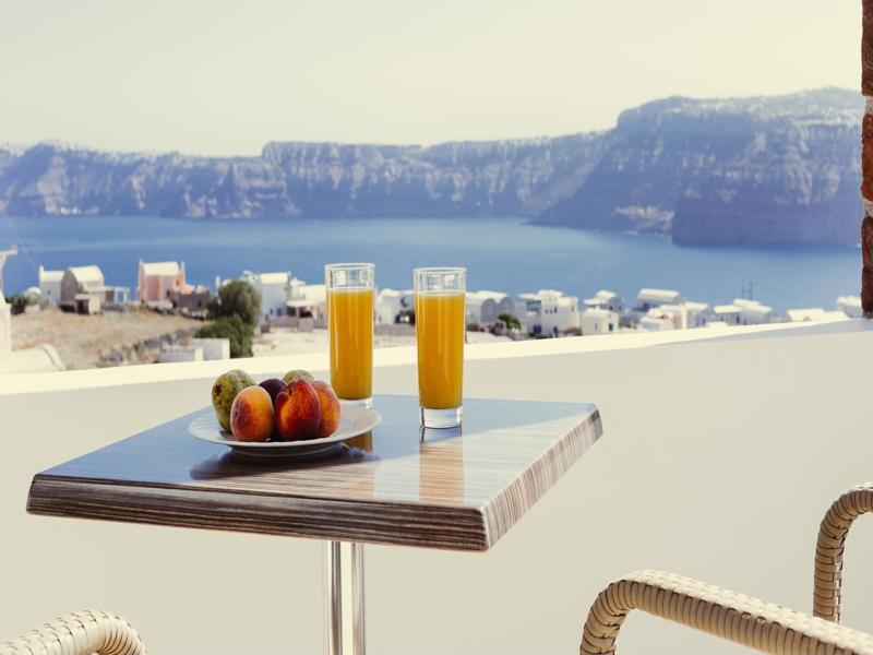 Aelia Suites Akrotírion Exteriör bild