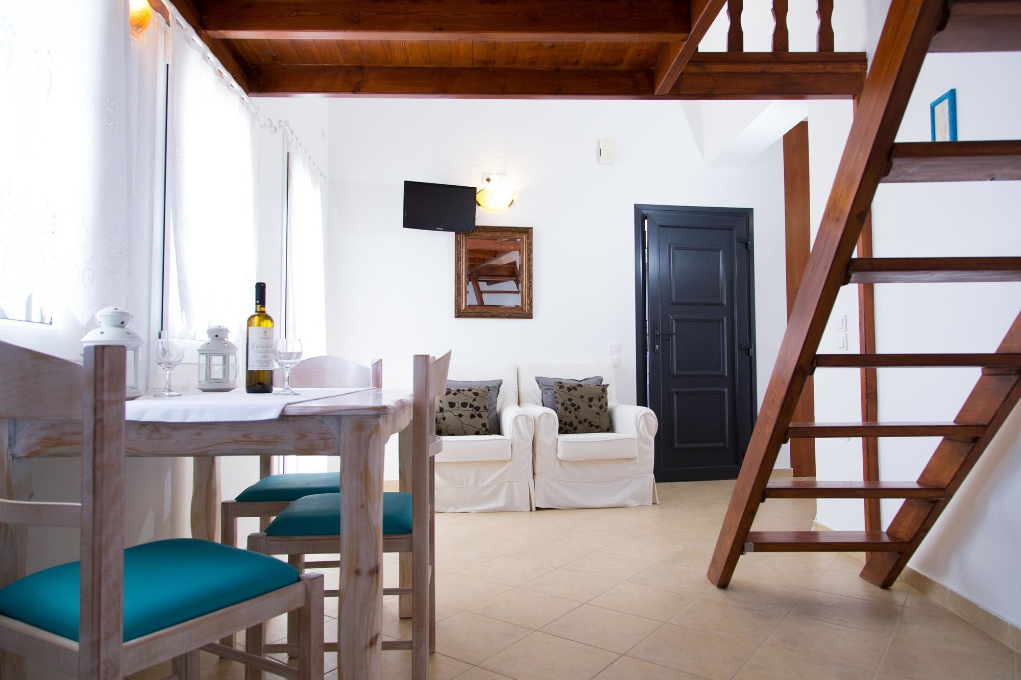 Aelia Suites Akrotírion Exteriör bild