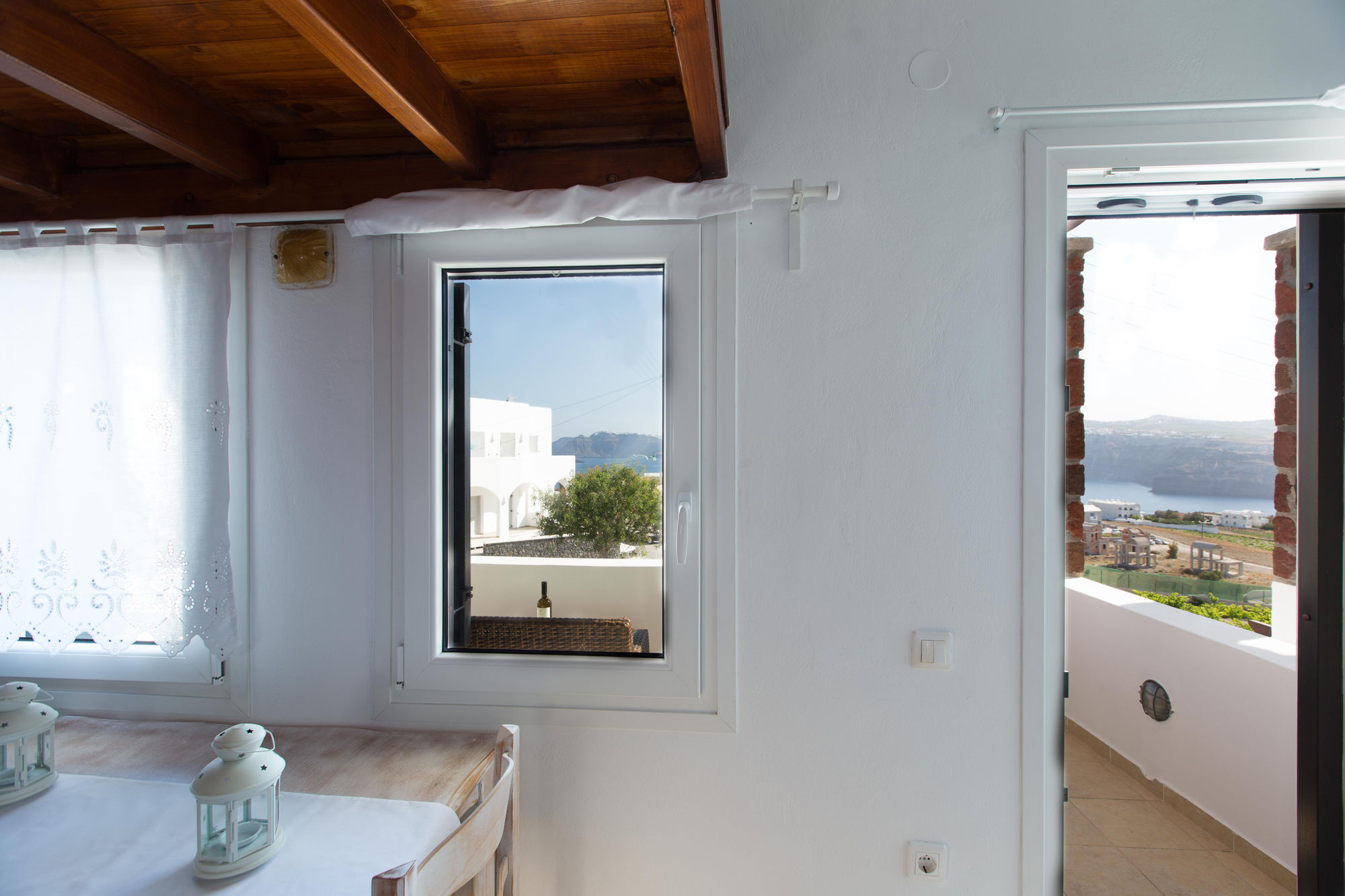 Aelia Suites Akrotírion Exteriör bild